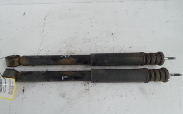 Renault Clio II Campus BJ: 2008 Satz Stossdaempfer H